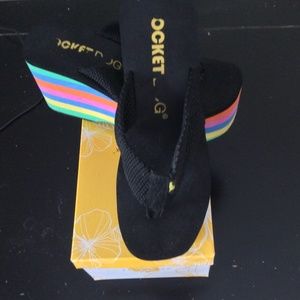 Ladies wedge flip flops